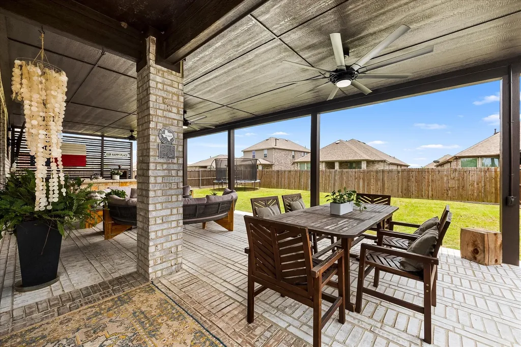 1042 Watercourse Place Royse City TX 75189
