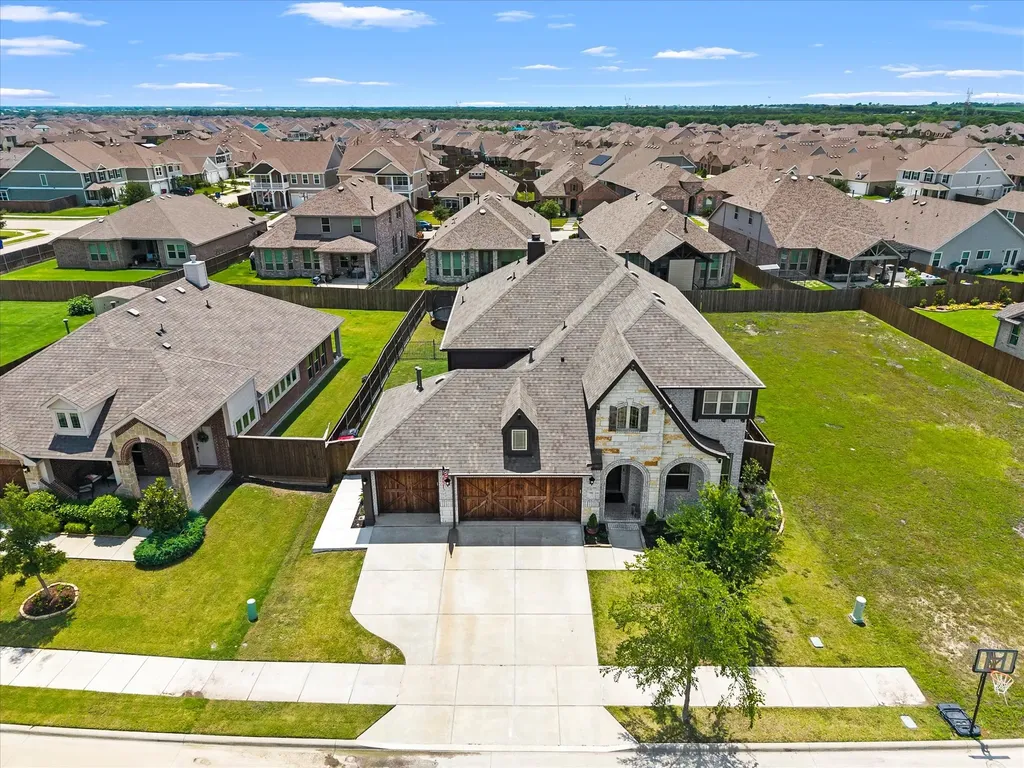 1042 Watercourse Place Royse City TX 75189
