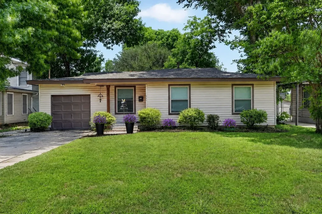 601 Circle Drive Arlington TX 76010