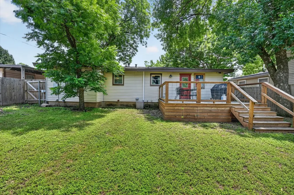 601 Circle Drive Arlington TX 76010