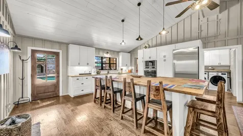 1060 Young Bend Road Brock TX 76087