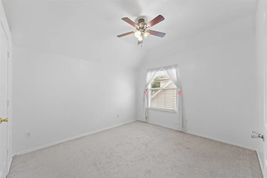 207 Deerpath Road Hickory Creek TX 75065