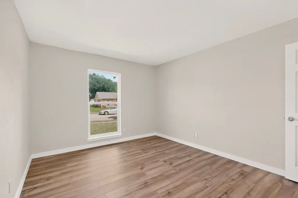6313 Fallbrook Drive Garland TX 75043