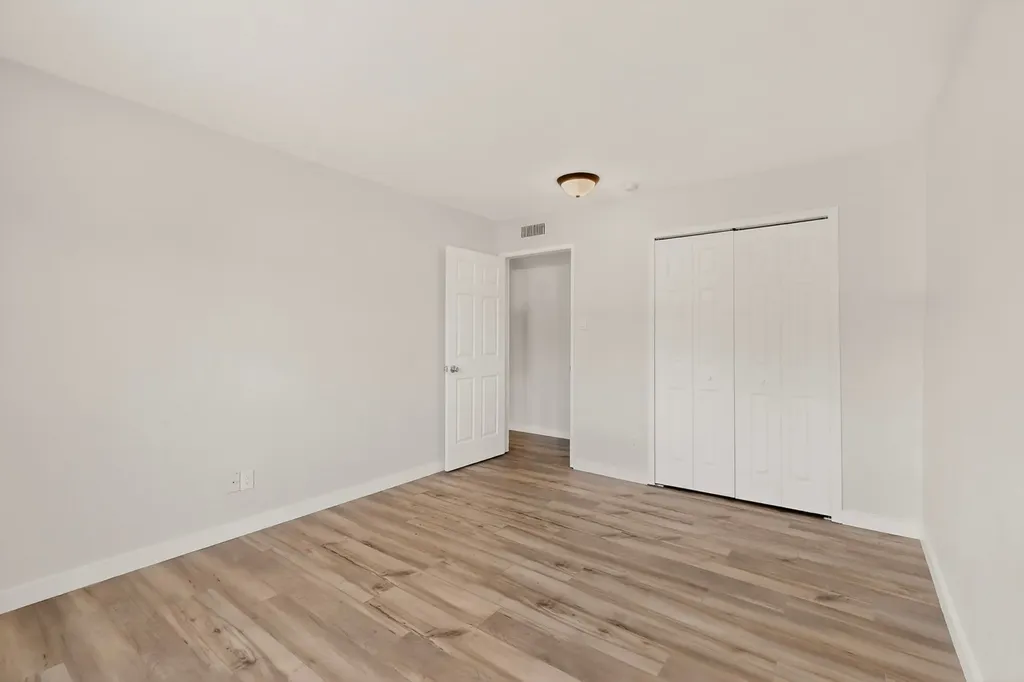 6313 Fallbrook Drive Garland TX 75043