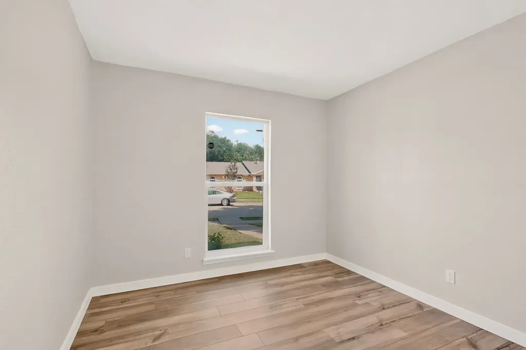 6313 Fallbrook Drive Garland TX 75043