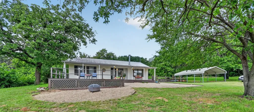 1300 Shannon Drive Cleburne TX 76031