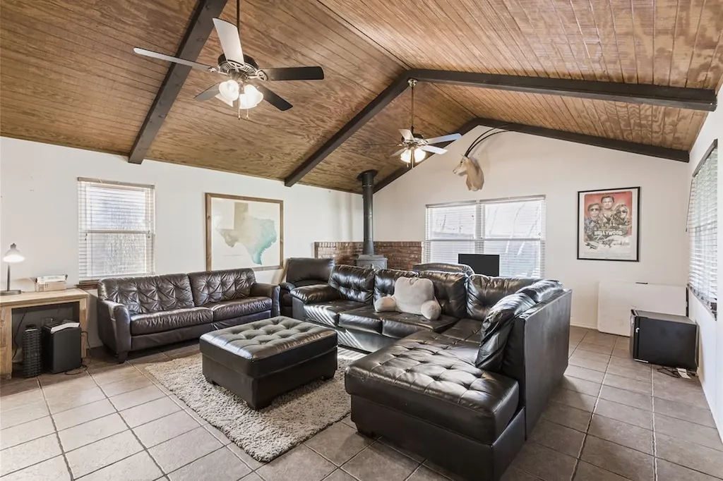3504 Corto Avenue Fort Worth TX 76109