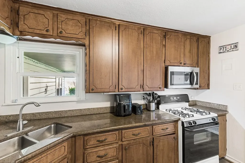 3504 Corto Avenue Fort Worth TX 76109