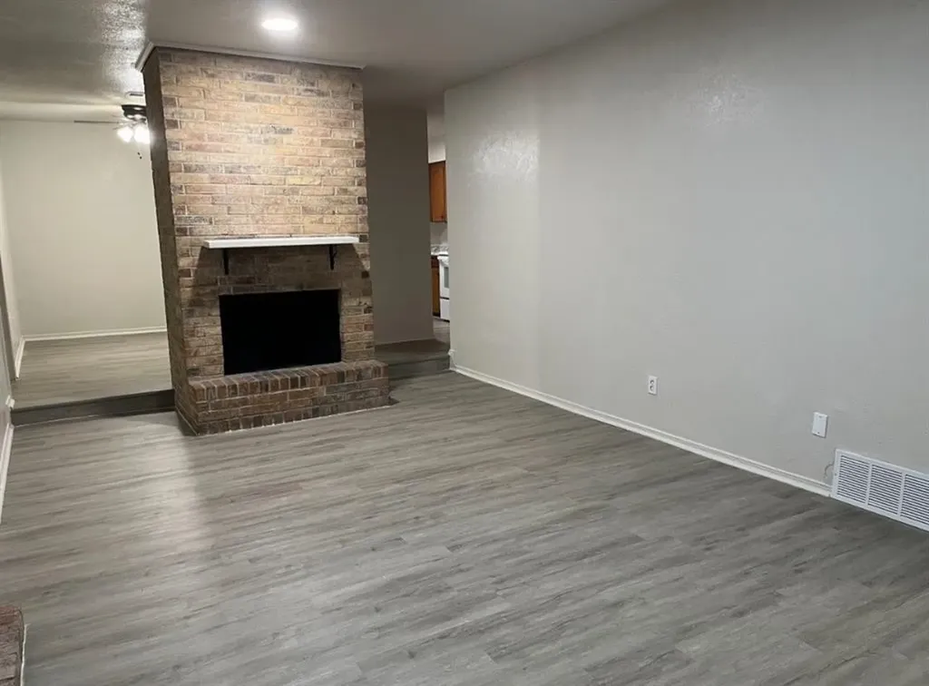5014 Inverness Avenue Fort Worth TX 76132