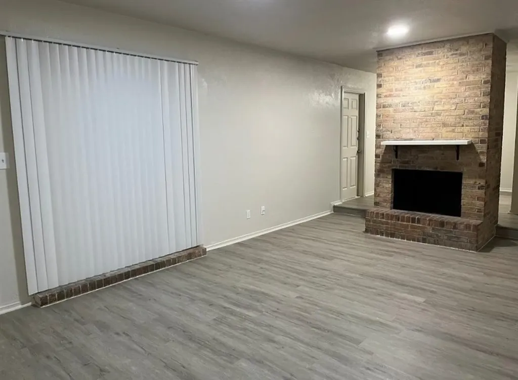 5014 Inverness Avenue Fort Worth TX 76132