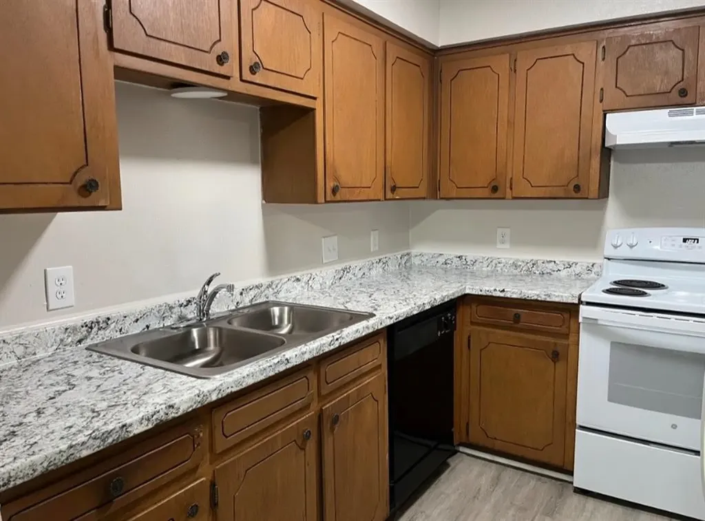5014 Inverness Avenue Fort Worth TX 76132