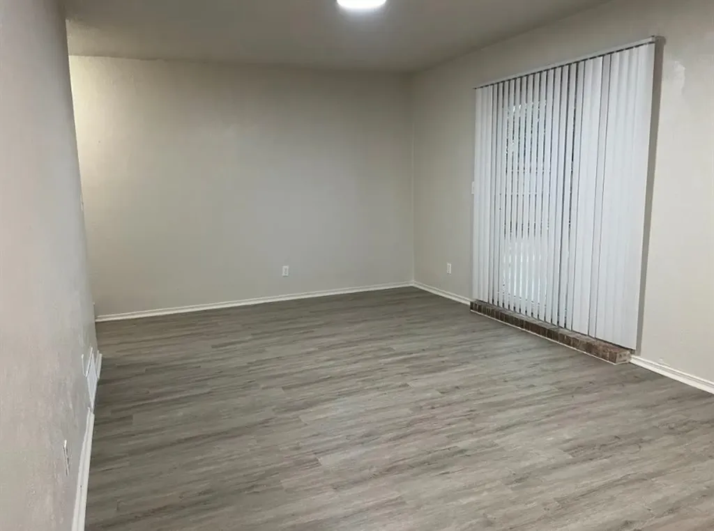 5014 Inverness Avenue Fort Worth TX 76132