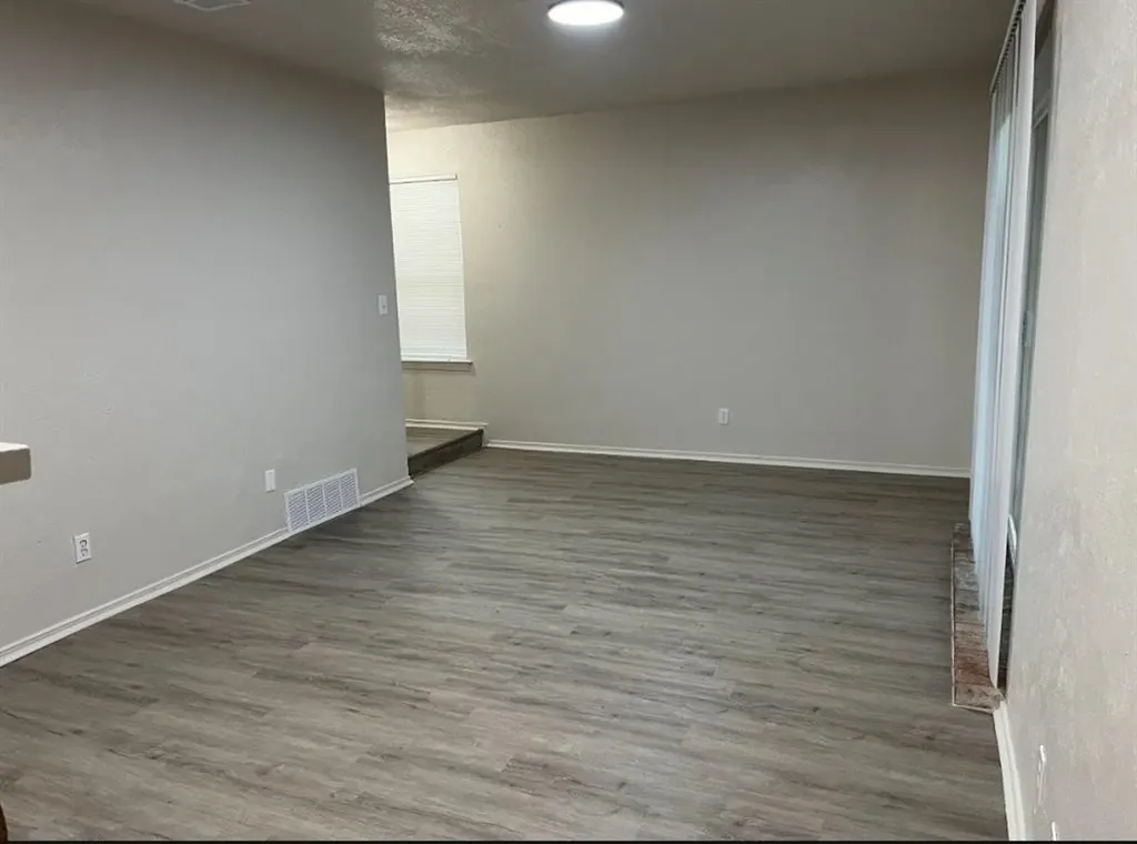 5014 Inverness Avenue Fort Worth TX 76132