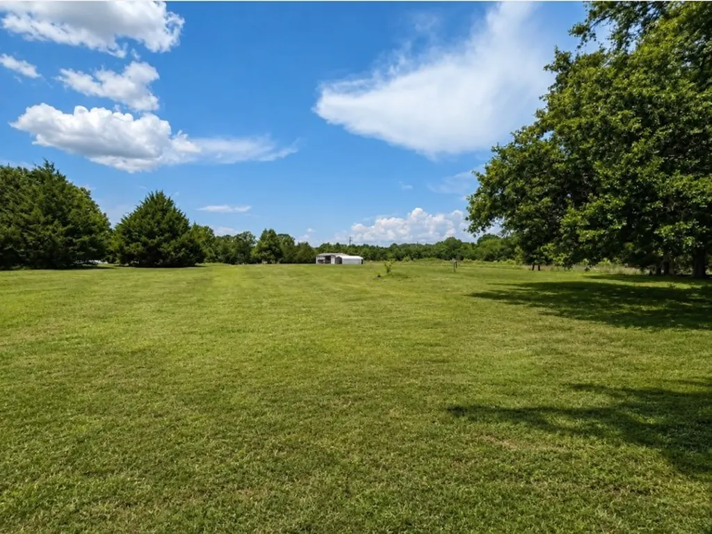 797 County Road 2958 Alba TX 75410