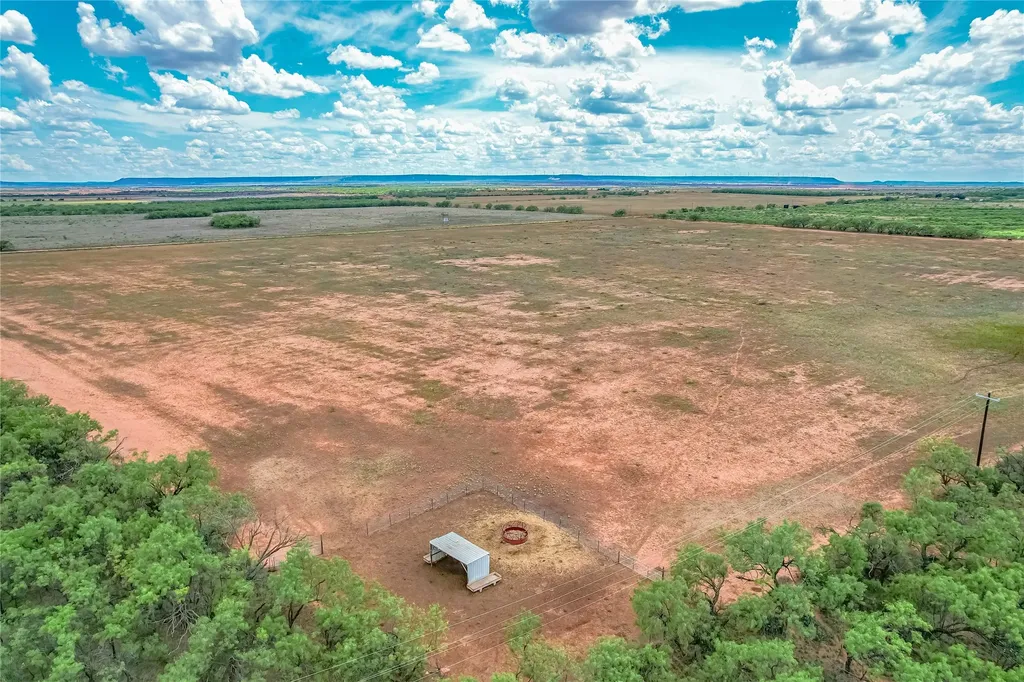 14867 County Road 407 Trent TX 79561