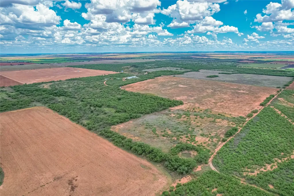 14867 County Road 407 Trent TX 79561