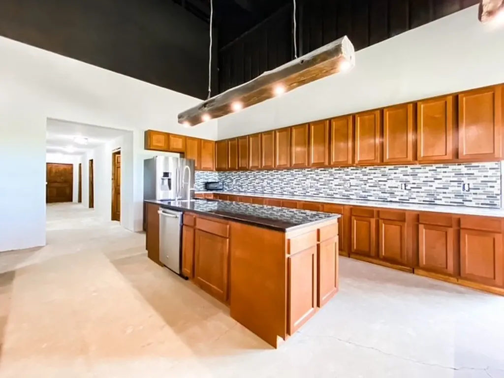 14867 County Road 407 Trent TX 79561