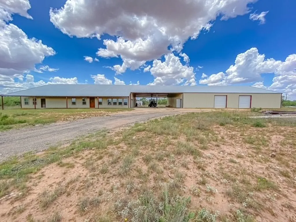 14867 County Road 407 Trent TX 79561