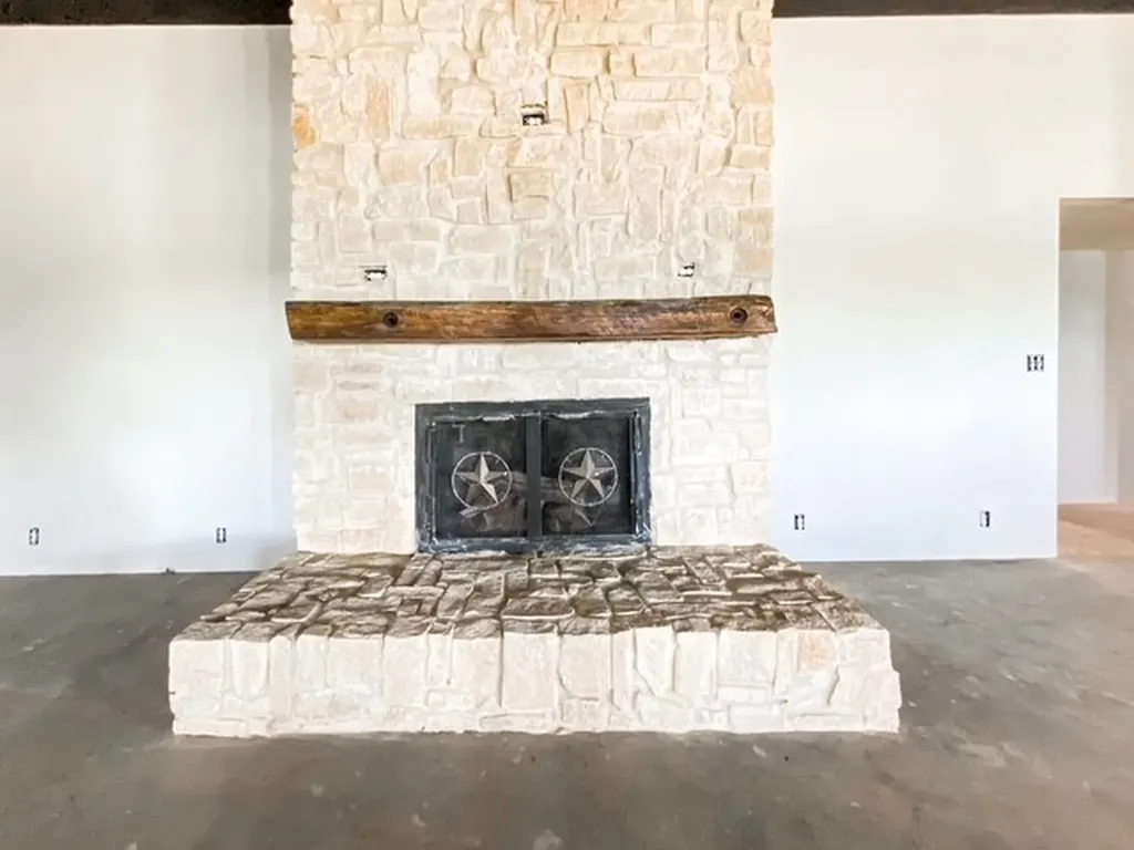 14867 County Road 407 Trent TX 79561