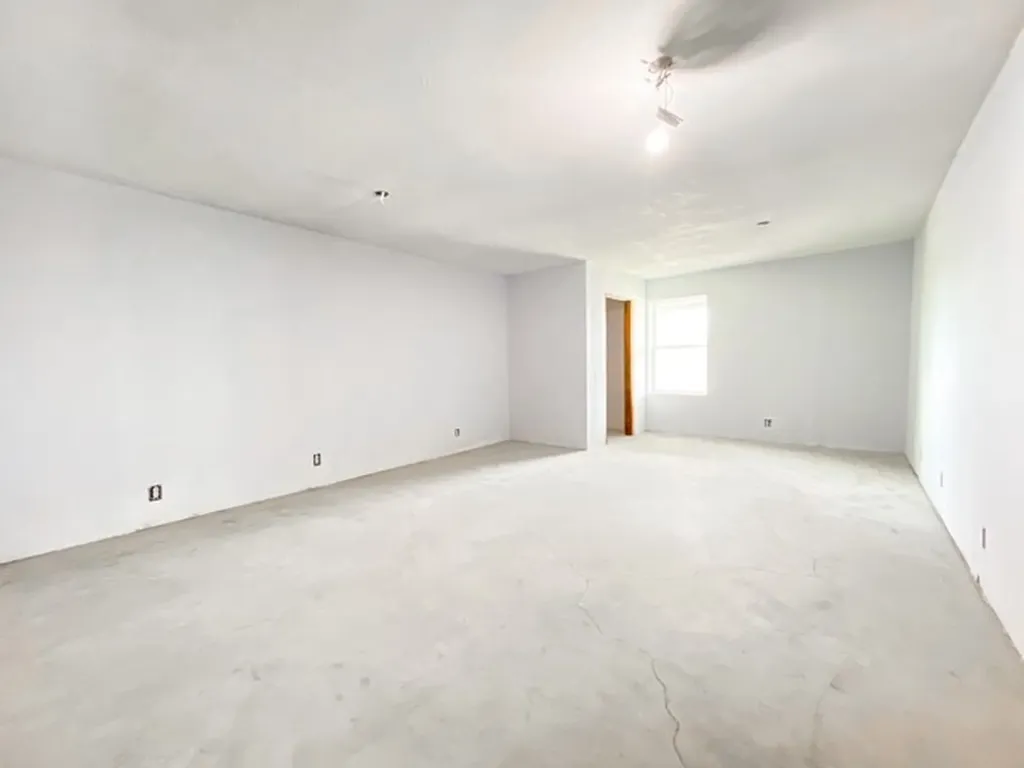 14867 County Road 407 Trent TX 79561