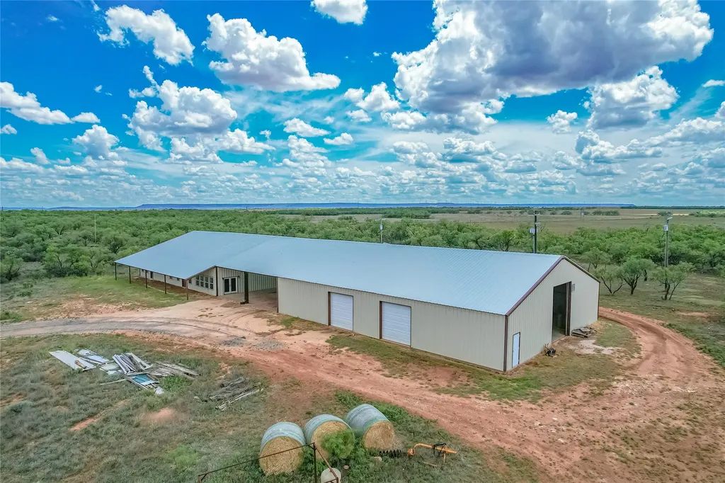 14867 County Road 407 Trent TX 79561