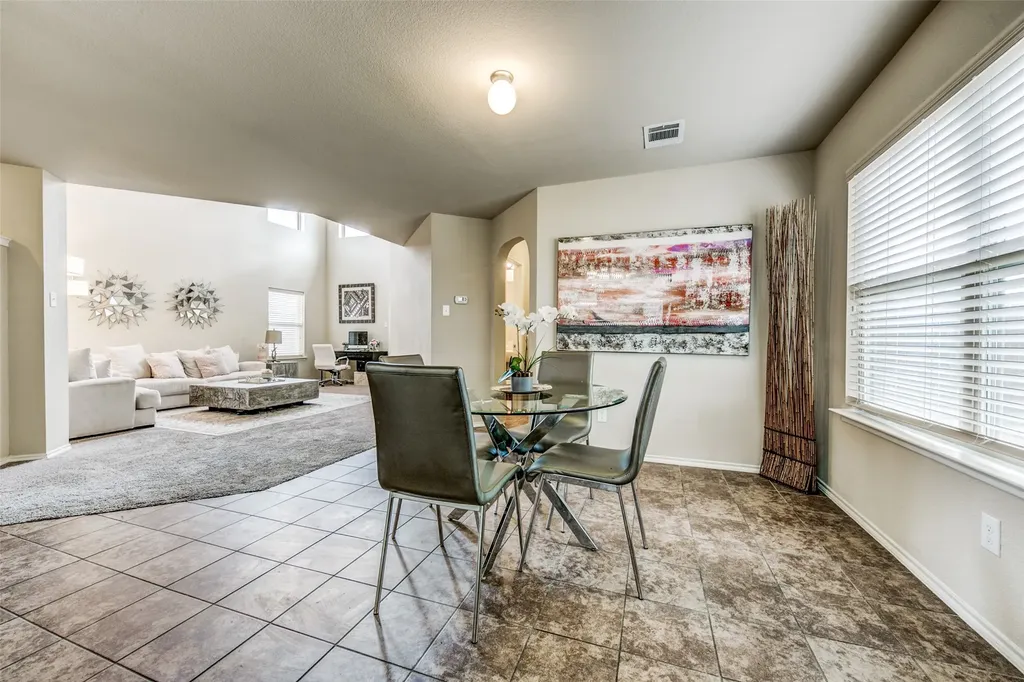 1774 Pioneer Way Lancaster TX 75146