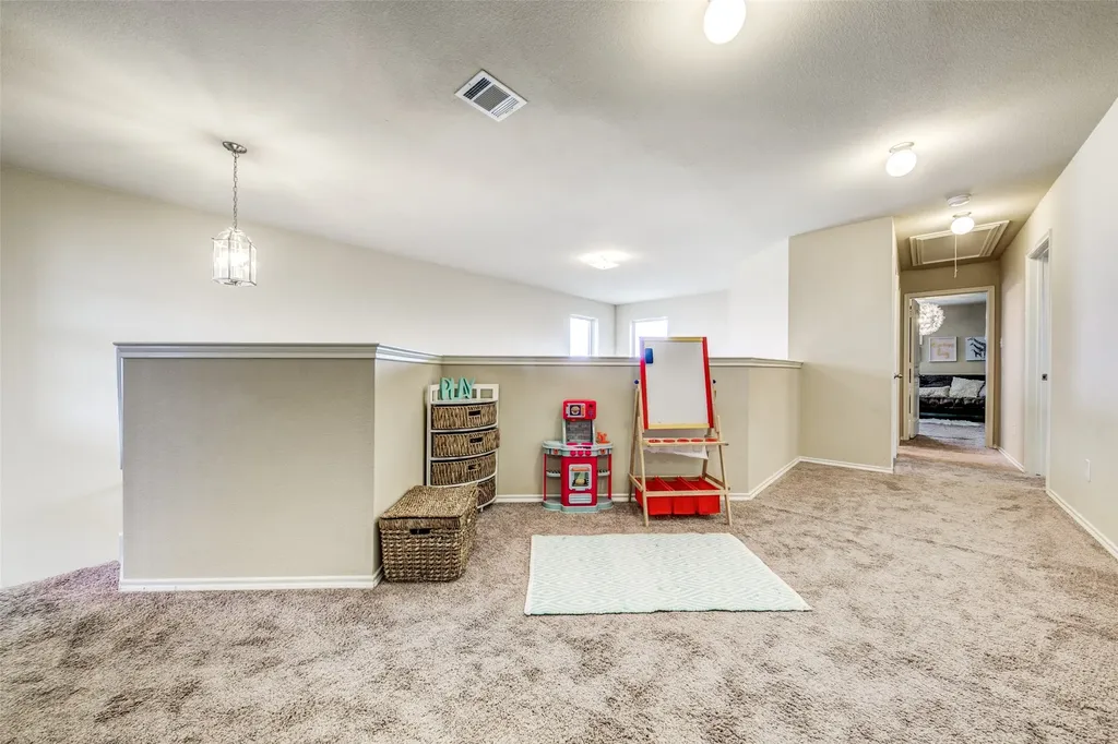 1774 Pioneer Way Lancaster TX 75146