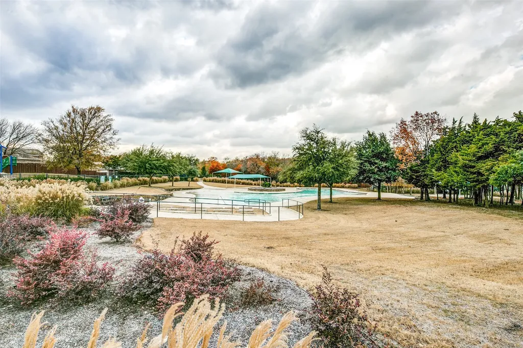 1774 Pioneer Way Lancaster TX 75146