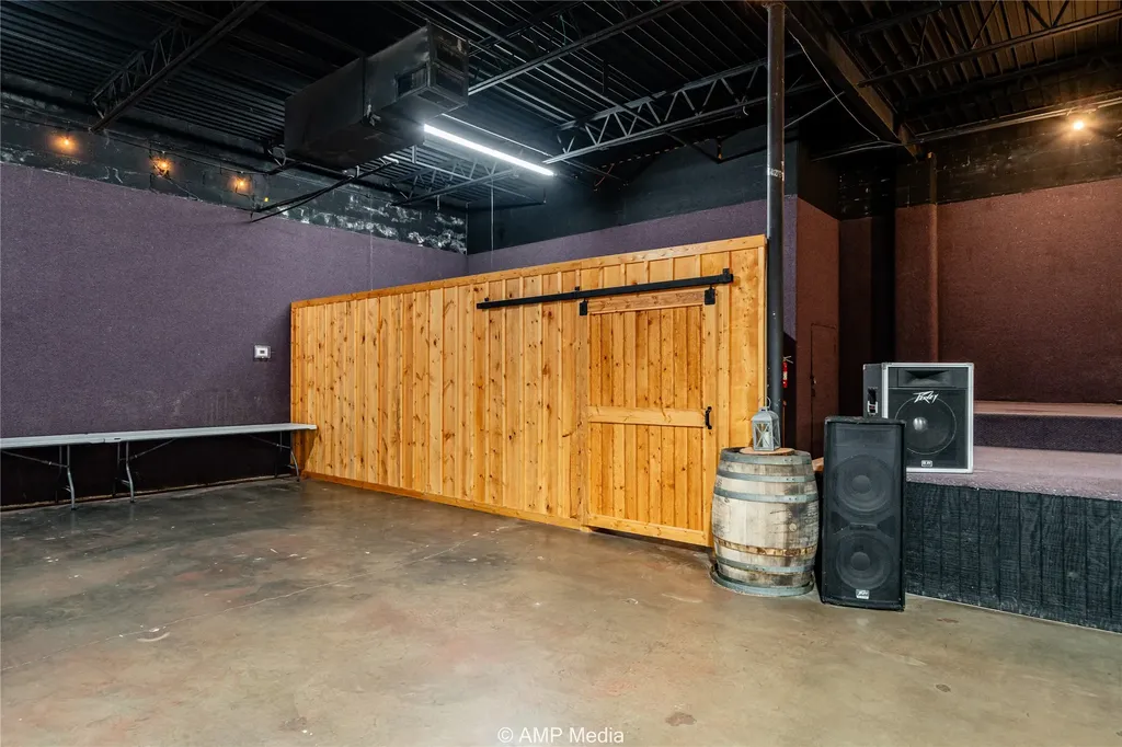1183 W Mcharg Street Stamford TX 79553