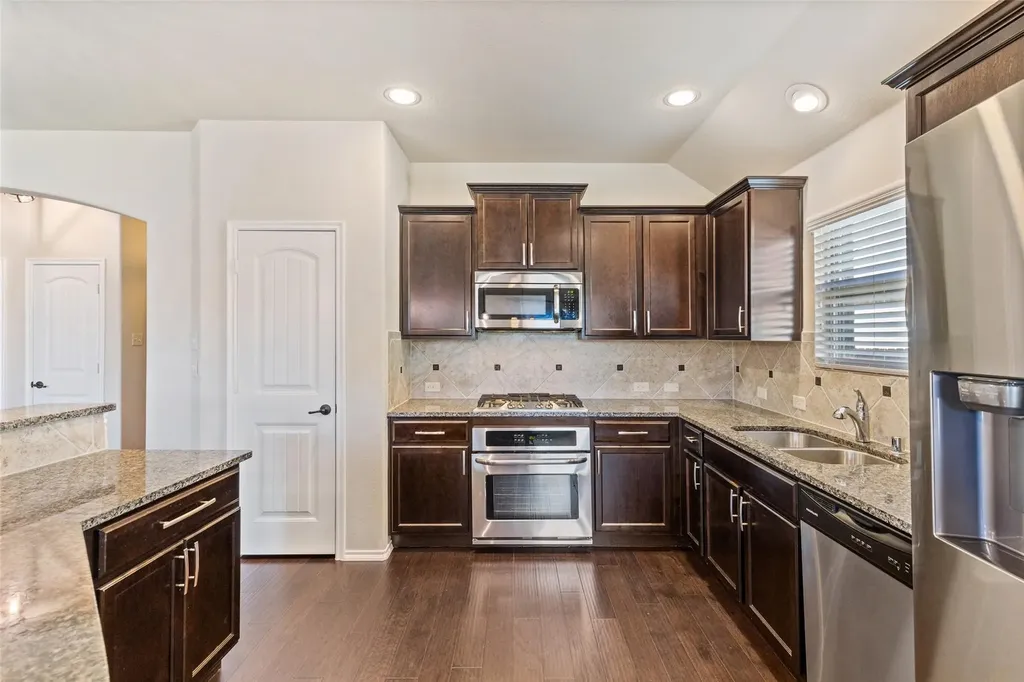 205 Whitman Drive Mckinney TX 75072