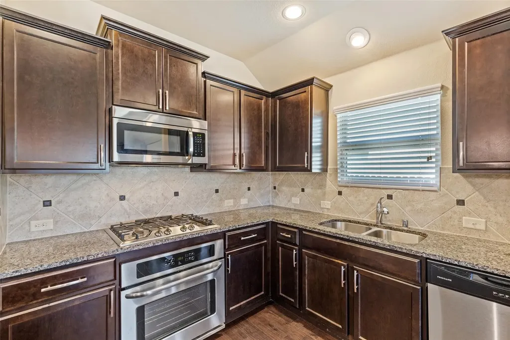 205 Whitman Drive Mckinney TX 75072