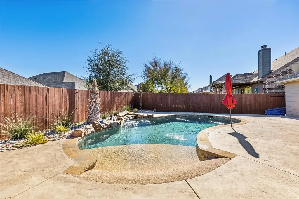 205 Whitman Drive Mckinney TX 75072