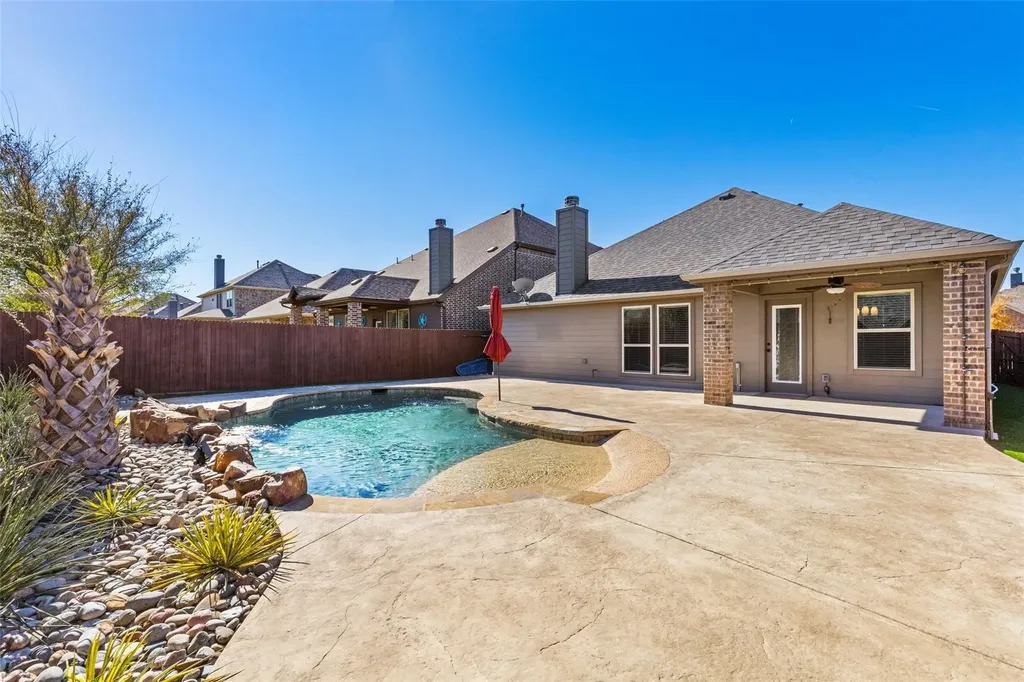 205 Whitman Drive Mckinney TX 75072