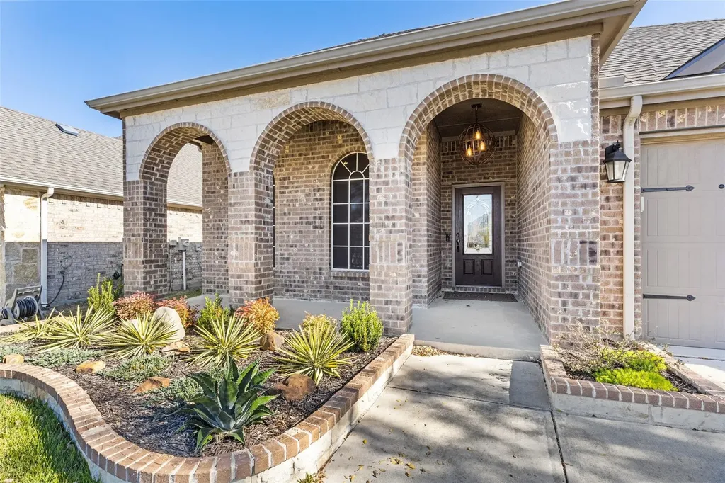 205 Whitman Drive Mckinney TX 75072
