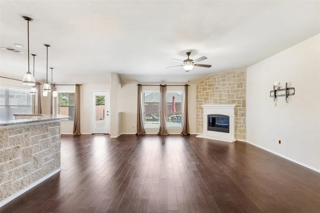 205 Whitman Drive Mckinney TX 75072