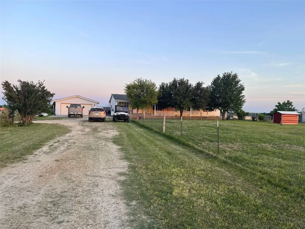 1044 Hcr 3241 Hubbard TX 76648