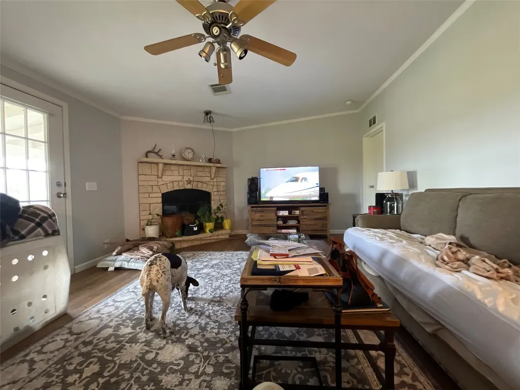 1044 Hcr 3241 Hubbard TX 76648