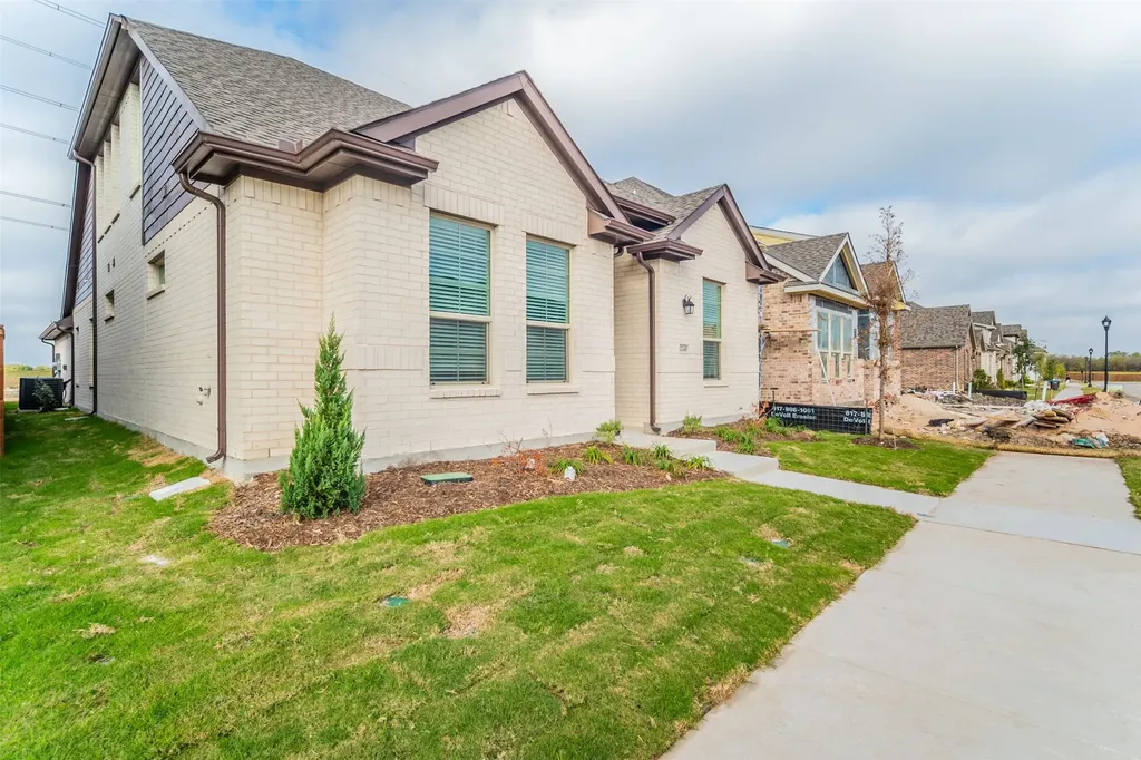 12345 Hulson Trail Fort Worth TX 76052