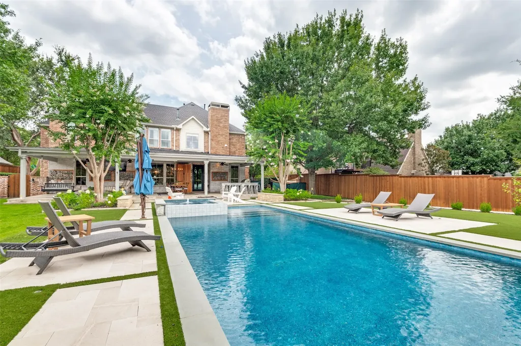 2619 King Arthur Boulevard Lewisville TX 75056