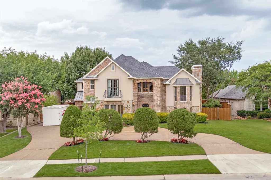 2619 King Arthur Boulevard Lewisville TX 75056