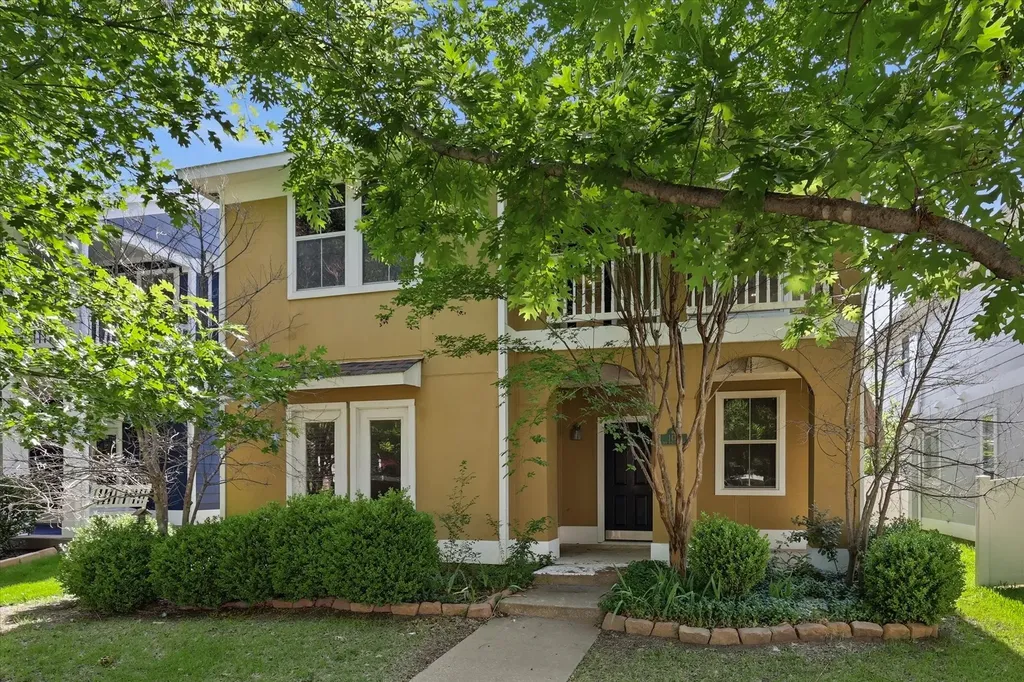 1418 Sea Pines Drive Savannah TX 76227