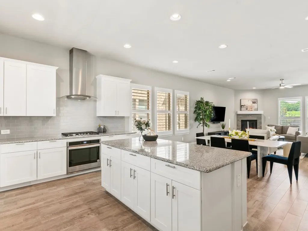 12767 Royal Oaks Lane Farmers Branch TX 75234