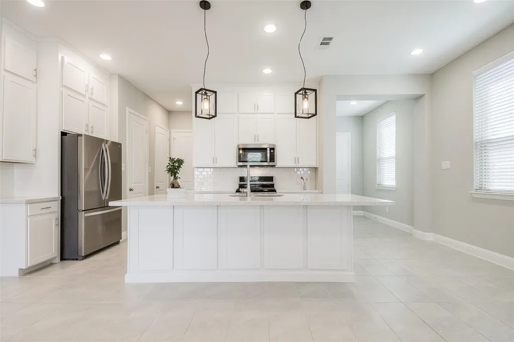 17753 Agave Lane Dallas TX 75252