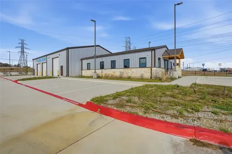 8400 Calmont Avenue Fort Worth TX 76116