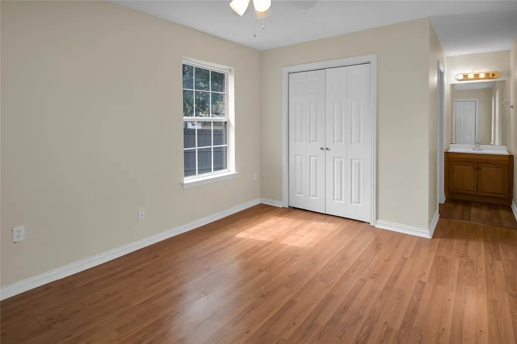 5711 Arlington Park Drive Dallas TX 75235