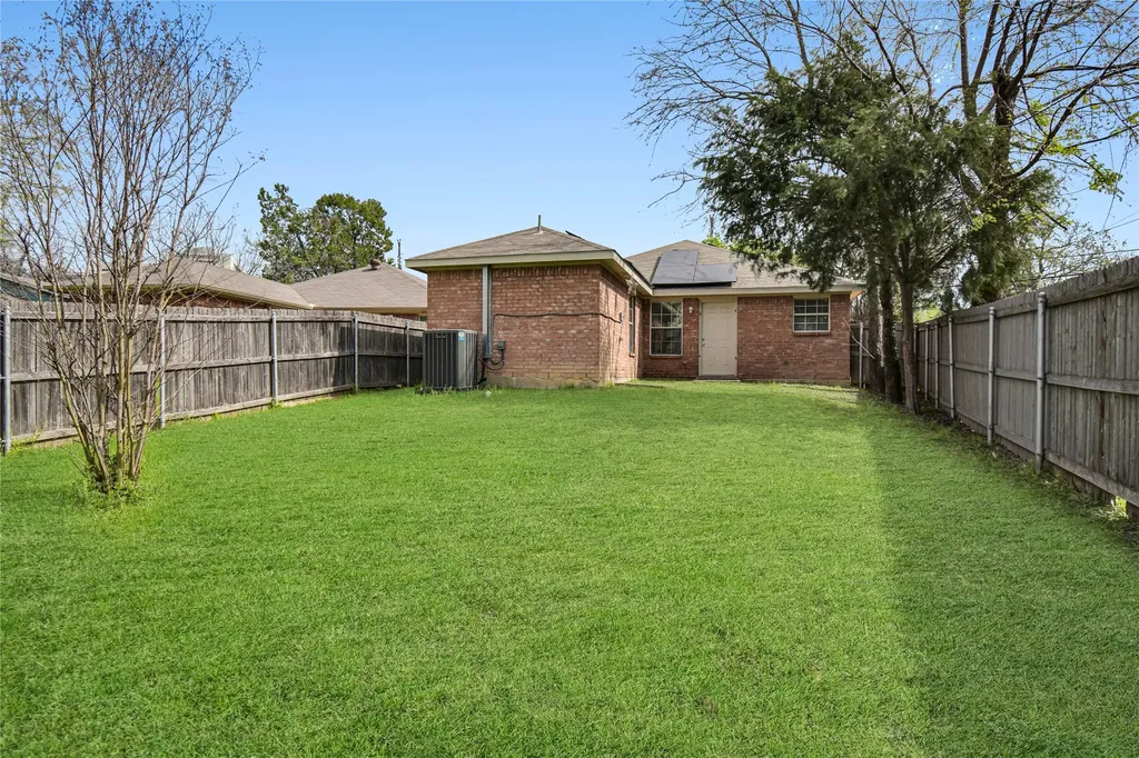 5711 Arlington Park Drive Dallas TX 75235