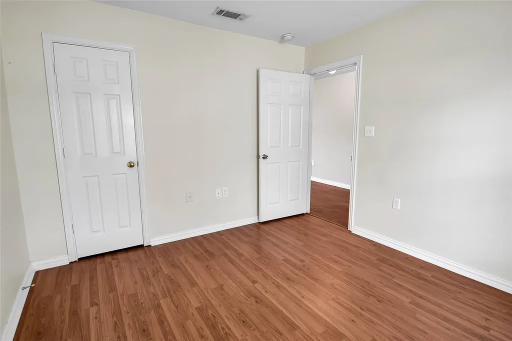 5711 Arlington Park Drive Dallas TX 75235