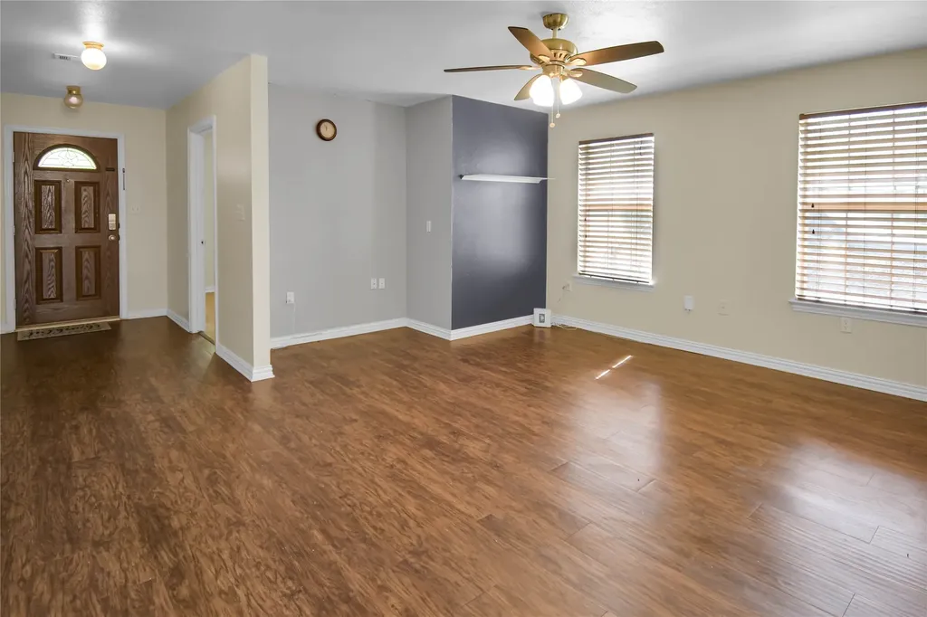 5711 Arlington Park Drive Dallas TX 75235