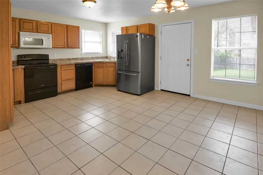 5711 Arlington Park Drive Dallas TX 75235