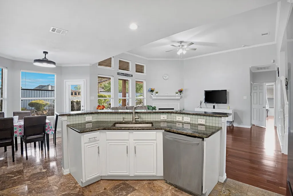 1412 Sunrise Lane Sachse TX 75048